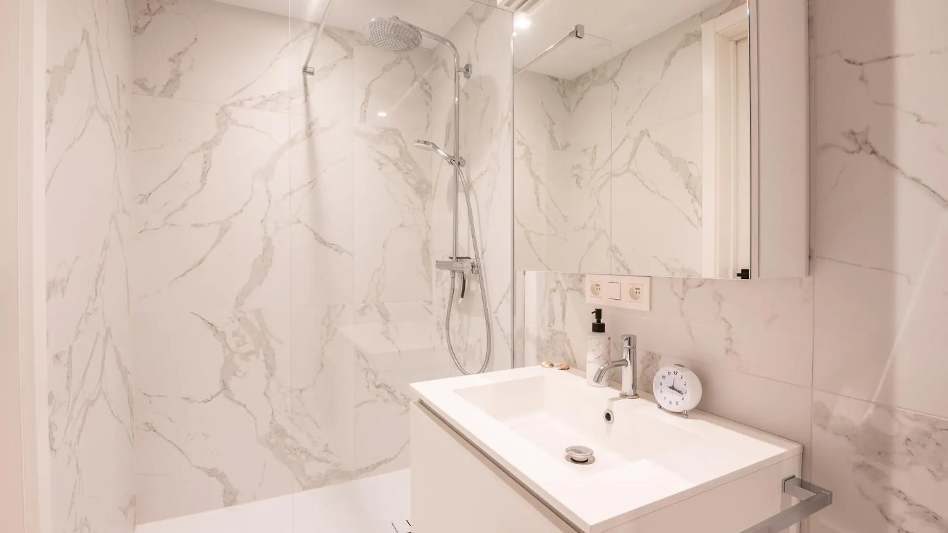 אוסטנדה Marvelous And Luxurious Apartment With Parking